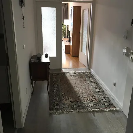 Mikah Efferen * Hürth